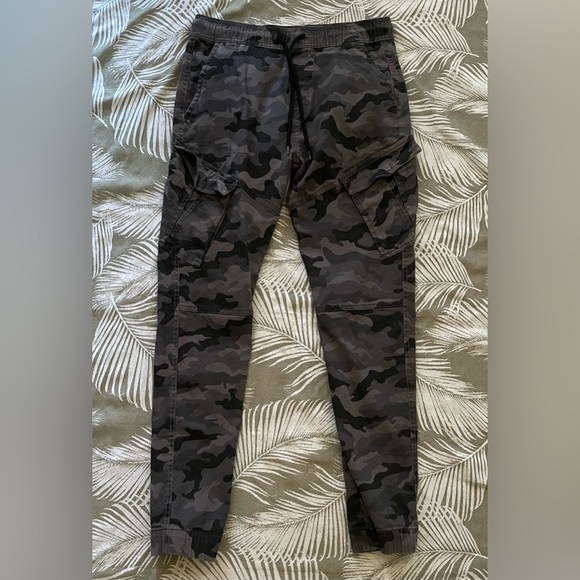 Brooklyn Cloth Men’s Jogger Twill Cargo Pants - Picture 2 of 7